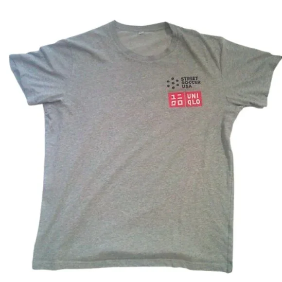 Mens Uniqlo T-shirt "Street Soccer USA" Uniqlo gray t-shirt Size XL - Picture 4 of 4